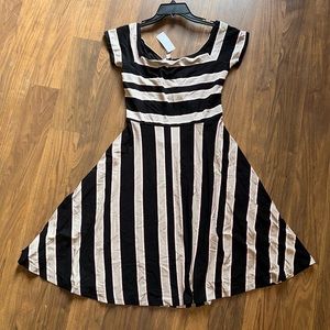 NWT LOFT Dress. Size M.